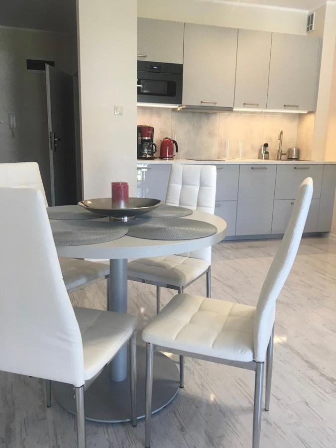 Apartament Silence Baltic Wenecja Lägenhet Pobierowo Exteriör bild